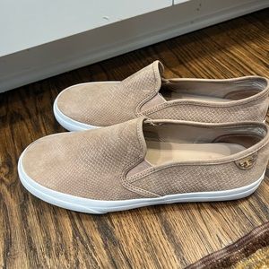 Tory burch flat sneakers!